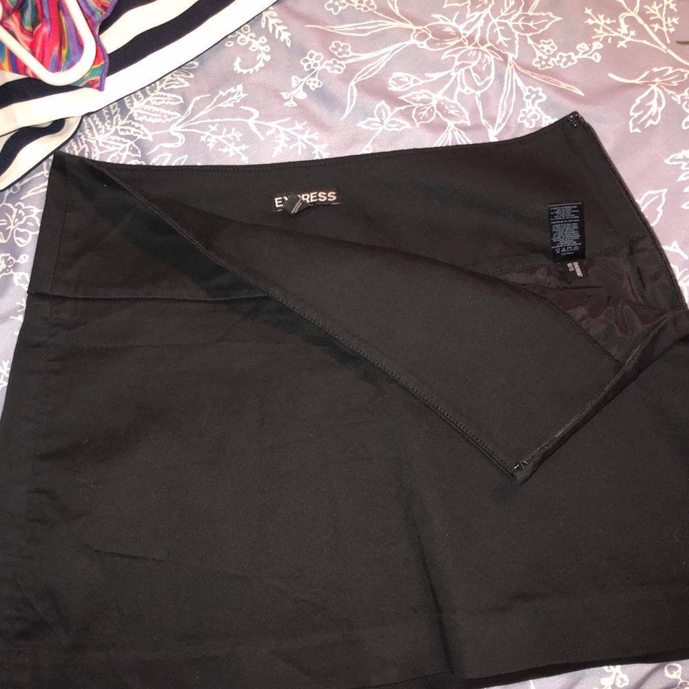Black Express Skirt